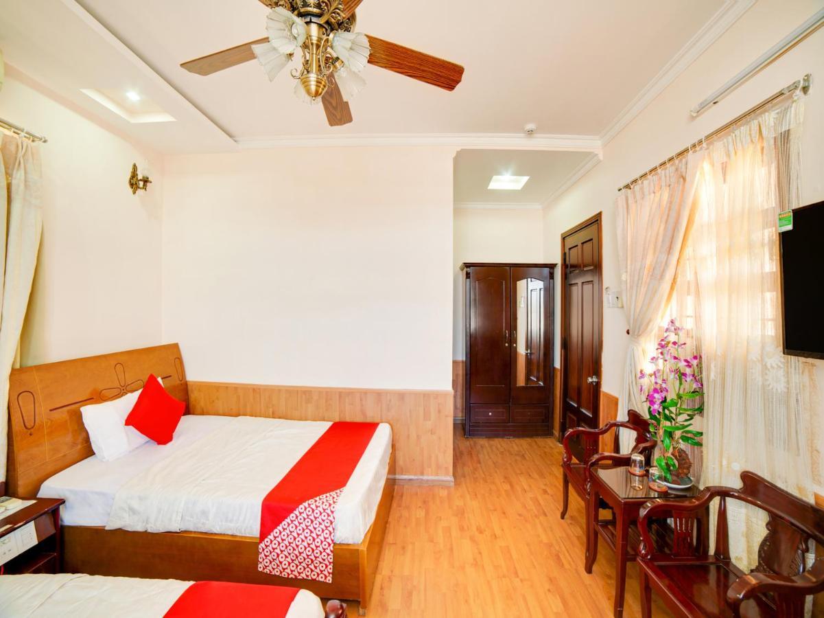 Hotel Oyo 563 Phu Thinh Nha Trang Exterior foto